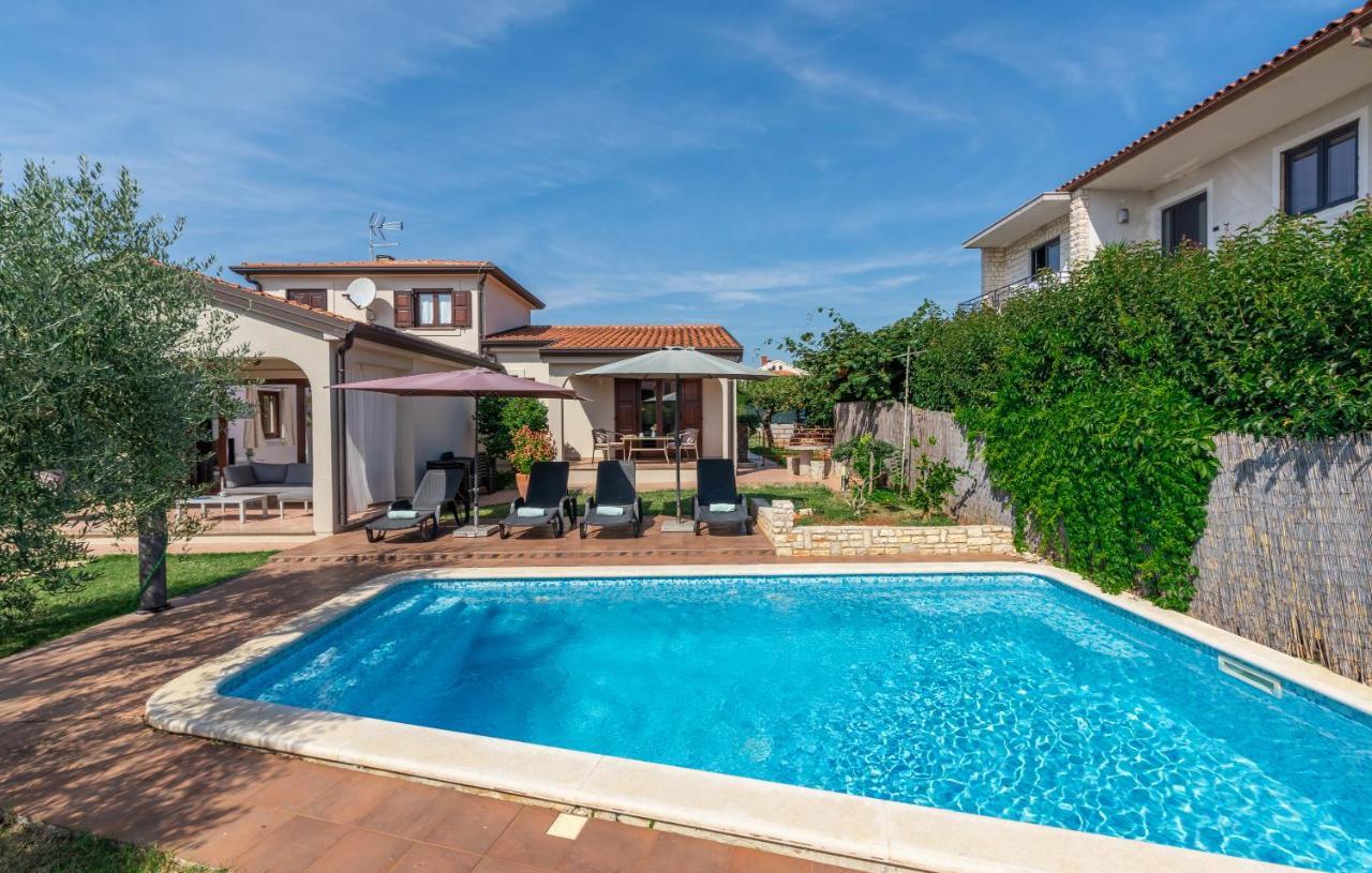 Villa Lucas Novigrad Istria Eksteriør bilde